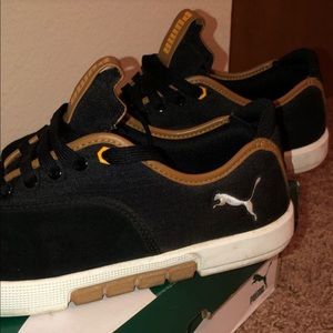 Black Pumas (Mens size:10)